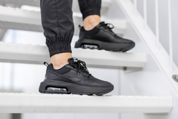 Giày Nike Wmns Air Max Verona 'Triple Black' CU7904-002 - Ảnh 3
