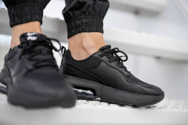 Giày Nike Wmns Air Max Verona 'Triple Black' CU7904-002 - Ảnh 4