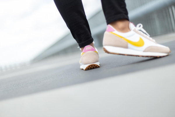 Giày Nike Wmns Daybreak 'Fossil Stone Saffron Quartz' CK2351-200 - Ảnh 8