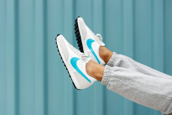 Giày Nike Wmns Daybreak 'Vast Grey Blue Fury' CK2351-007 - Ảnh 6