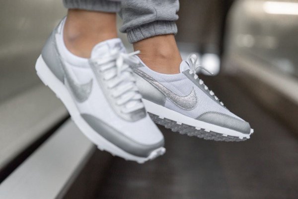 Giày Nike Daybreak 'Metalic' DH4263-100 - Ảnh 3