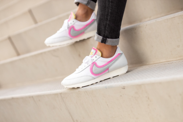Giày Nike Wmns Daybreak 'White' DA0983-100 - Ảnh 4