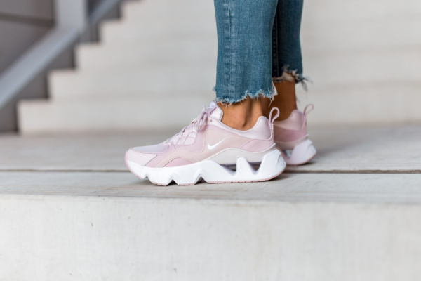 Giày Nike Wmns RYZ 365 'Barely Rose' BQ4153-601 - Ảnh 2