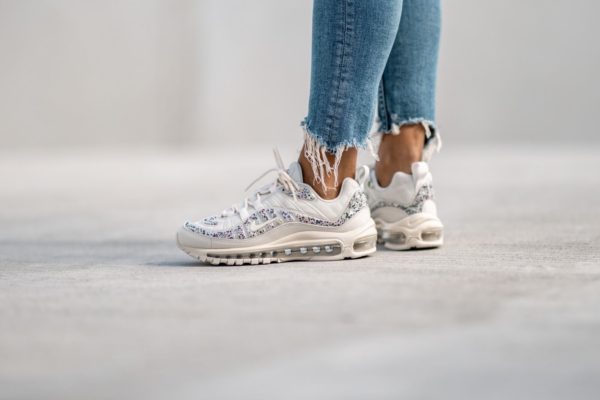 Giày Nike Wmns Air Max 98 LX 'Recycled Material' AV4417-002 - Ảnh 4