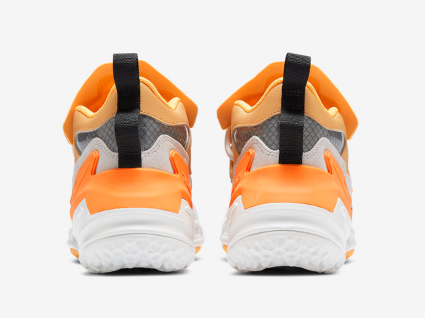 Giay Nike Zoom Moc 'THE10TH' AT8695-100