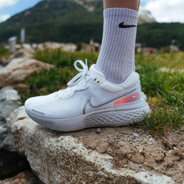 Giày Nike ZoomX Invincible Run Flyknit 'White Metallic Silver' CT2228-102 - Ảnh 2