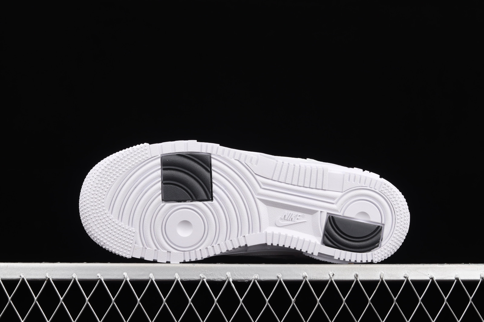 Giày Nike Air Force 1 Pixel Zebra 'White' DH9632-100 - Ảnh 8