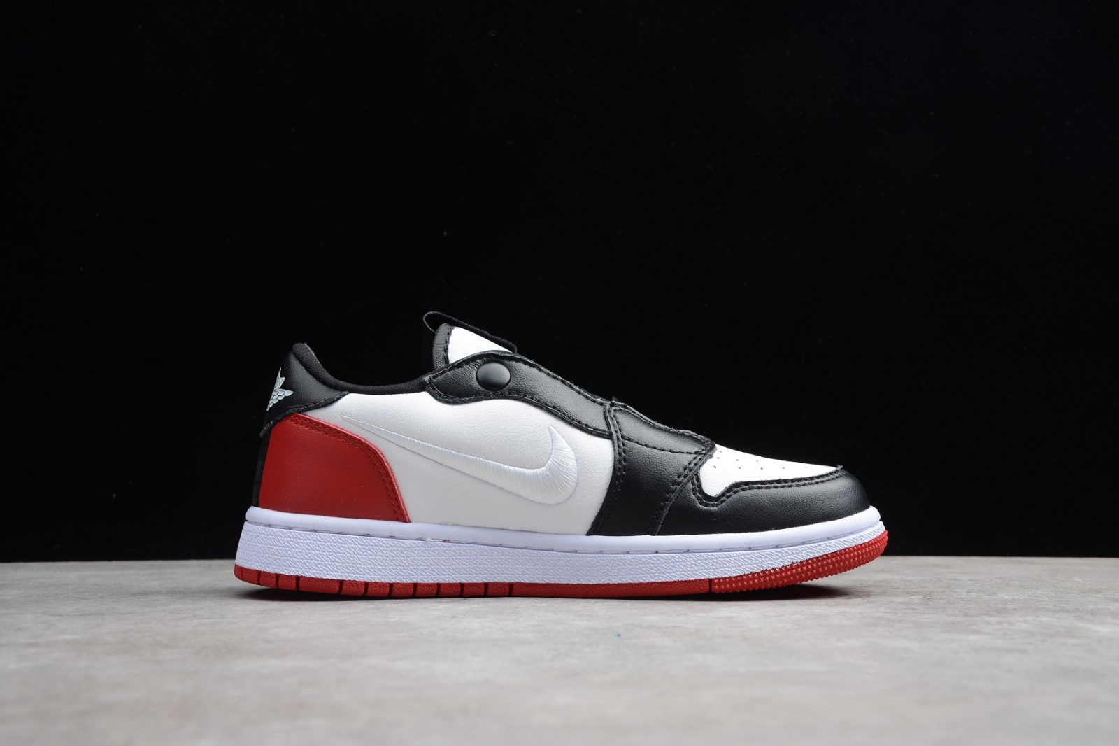 Giày Nike Wmns Air Jordan 1 Low Slip 'Black Toe' AV3918-102 - Ảnh 3