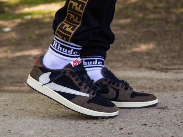 Giày Nike Air Jordan 1 Retro Low Travis Scott CQ4277-001 - Ảnh 4