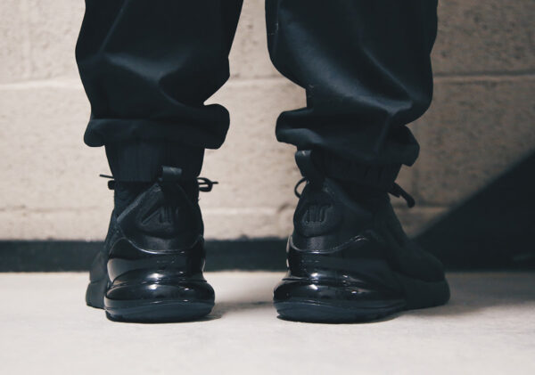 Nike Air Max 270 'Triple Black' AH8050-005 - Ảnh 3
