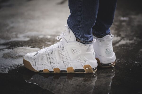 Giày Nike Air More Uptempo GS 'White Gum' 415082-101 - Ảnh 3