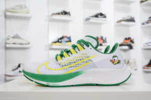 Alternative view of Giày Nike Air Zoom Pegasus 37 'Oregon' CZ5389-100