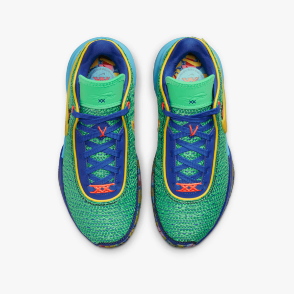 Giay Nike LeBron 20 GS 'Kaleidoscope' DV3021-300