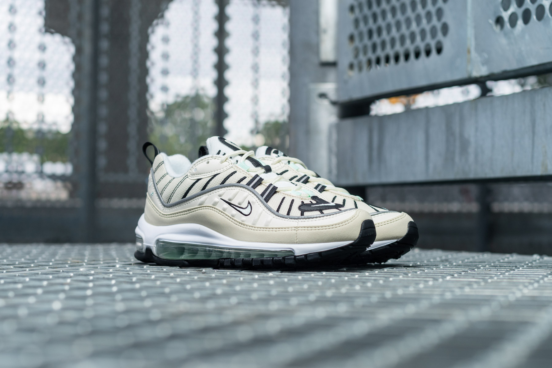 Giày Nike Air Max 98 'Sail Igloo' AH6799-105 - Ảnh 4
