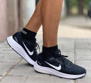 Alternative view of Giày Nike Air Zoom Structure 24 'Black White' DA8535-001