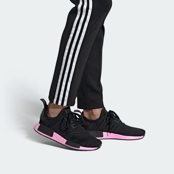 Giày Adidas Wmns NMD_R1 'Black True Pink' EF4272 - Ảnh 2
