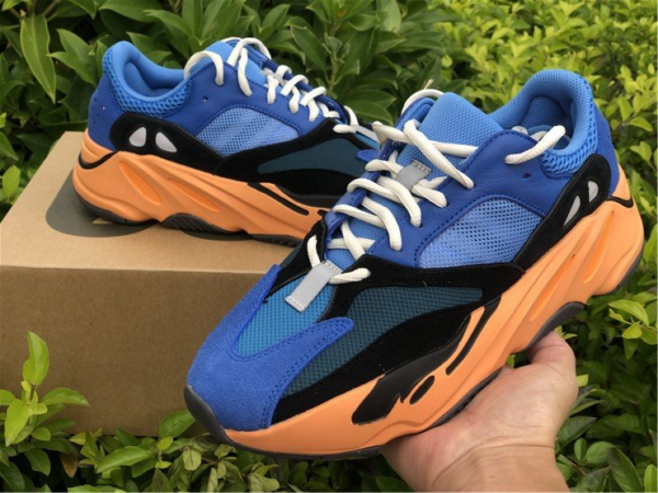 Giày Addidas Yeezy Boost 700 Bright Blue GZ0541 - Ảnh 2