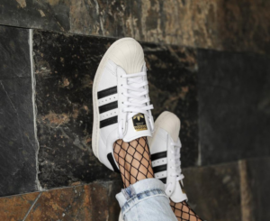 Giay Adidas Superstar 80s OG 'Black White' BZ0144