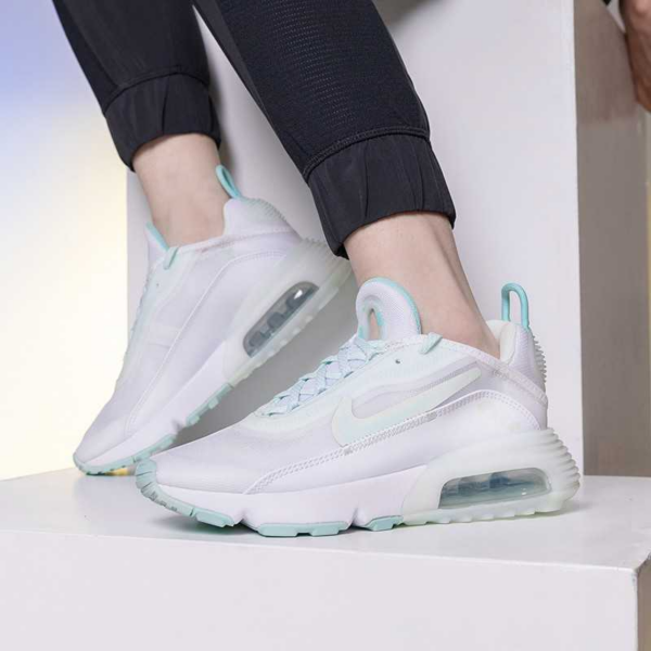 Giày Nike Wmns Air Max 2090 'White Barely Green' DJ3029-100 - Ảnh 2