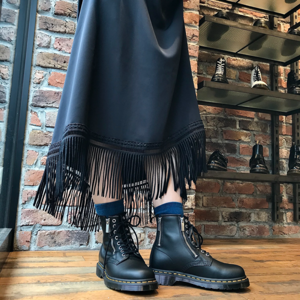 Giày Dr. Martens 1460 Zip Nappa Amphibious Black 26103001 - Ảnh 3