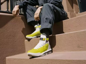 Alternative view of Giày Nike LeBron 16 Harlem Fashion Row 'Harlem Stage' CI1144-700