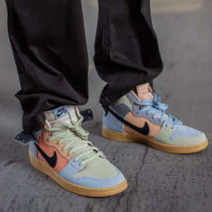 Alternative view of Giày Nike Dunk High Pro SB 'Spectrum' CN8345-001