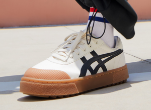 Giay Asics Court Trail 'Creamwhite Black' 1203A129-205