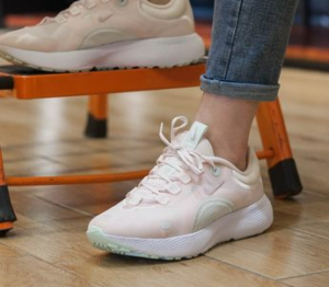 Alternative view of Giày Nike Escape Run 'Pink' CV3817-602