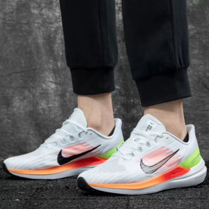 Giay Nike Air Winflo 9 'White Bright Crimson' DD6203-100