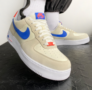 Alternative view of Giày Nike Air Force 1 '07 LV8 'Coconut Milk Hyper Royal' DM8314-100