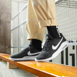 Alternative view of Giày Nike Air Max Oketo WNTR 'Black' CD6075-003