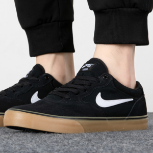 Giay Nike SB Chron 2 'Black Gum' DM3493-002