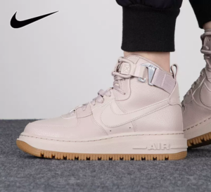 Giay Nike Wmns Air Force 1 High Utility 2.0 'Arctic Pink Gum' DC3584-200