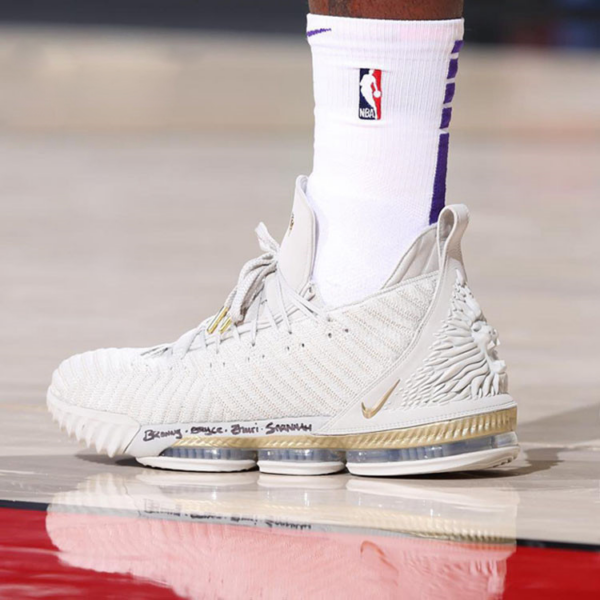 Giày Nike HFR x Wmns LeBron 16 'Sail' BQ6583-100 - Ảnh 2