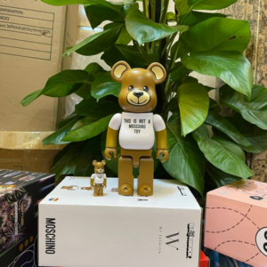 Alternative view of Mô Hình Bearbrick Macau 2020 This Is Not A Moschino Toy