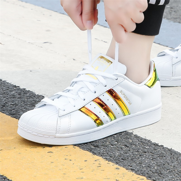Giày Adidas Wmns Superstar Metal Toe 'White Gold Metallic' FV3330 - Ảnh 4