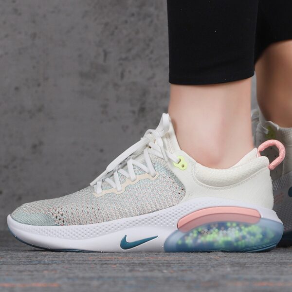 Giày Nike Wmns Joyride Run Flyknit 'Sail Pink Quartz' AQ2731-103 - Ảnh 3