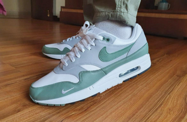 Giày Nike Air Max 1 Premium 'Spiral Sage' DB5074-100 - Ảnh 2