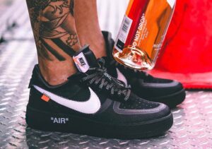 Alternative view of Giày Off-White x Nike Air Force 1 Low Black AO4606-001