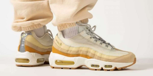 Giày Nike Wmns Air Max 95 'Coconut Milk' DD6622-100 - Ảnh 5