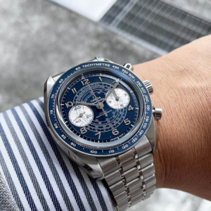 Alternative view of Đồng Hồ Omega Speedmaster Chronograph 'Blue' 329-30-43-51-03-001