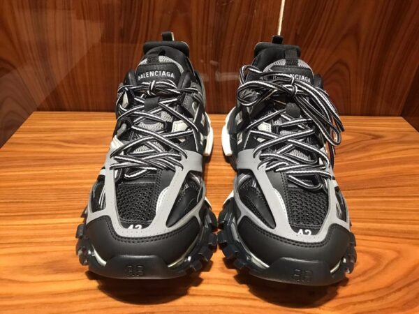 Giày Balenciaga Track Trainers 'Black' 542023-W3AD1-1819 - Ảnh 4
