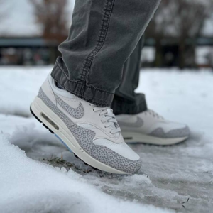 Giay Nike Air Max 1 'Safari Summit White' FB5059-100
