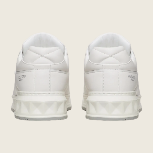 Valentino Garavani One Stud Low Top Nappa Sneaker WY2S0E71NWN0BO - Ảnh 3