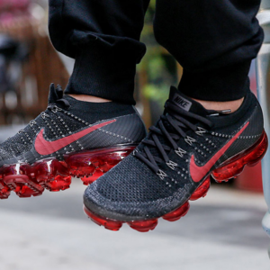 Alternative view of Giày Nike Air VaporMax 'Bred' 849558-013