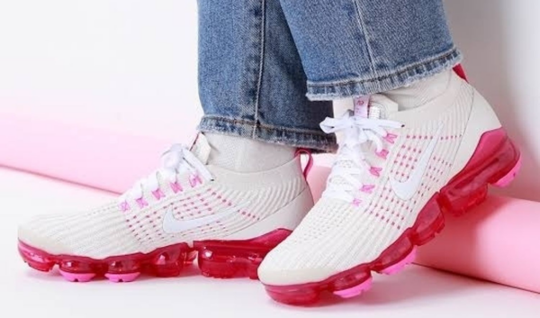Giày Nike Wmns Air VaporMax Flyknit 3 'Pink Rise' AJ6910-005 - Ảnh 3