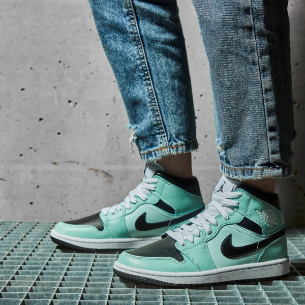Giày Nike Wmns Air Jordan 1 Mid 'Aqua Black' BQ6472-300 - Ảnh 3