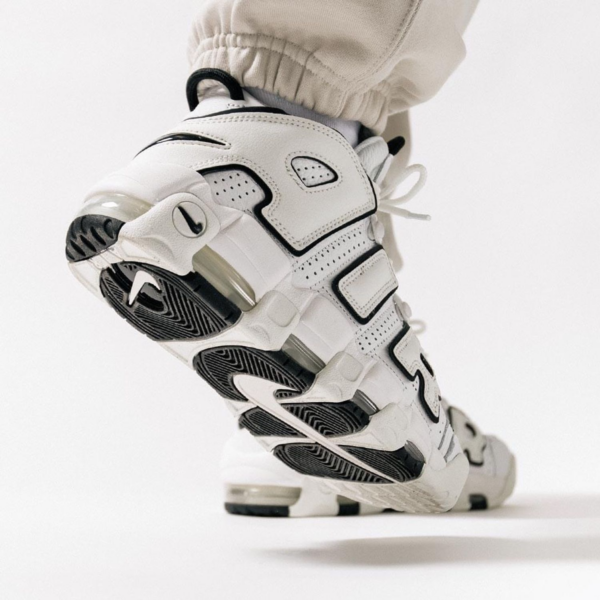Giày Nike Air More Uptempo 'White Black' DO6718-100 - Ảnh 3