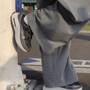 Giay Nike Air Max Bliss 'Black Metallic Silver' FD4614-001