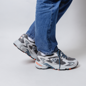 Alternative view of Giày New Balance 725 'Grey' ML725N